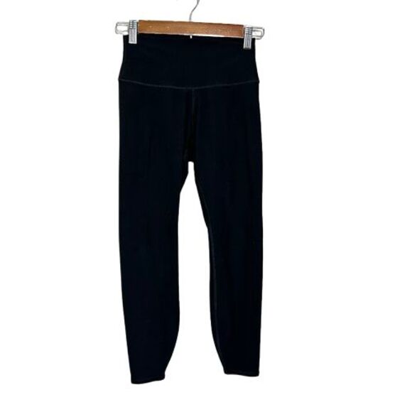 ALO Yoga 7/8 High-Waist Airlift Leggings XS Black - Picture 1 of 6
